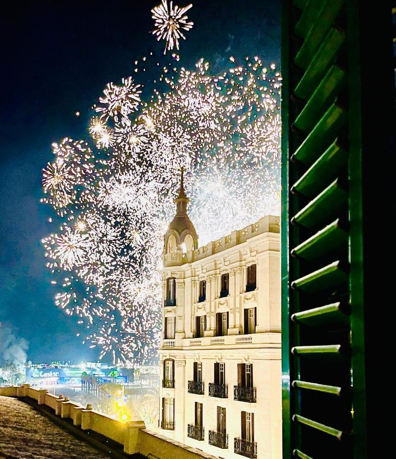 Place De La Mairie Alicante Eksteriør billede